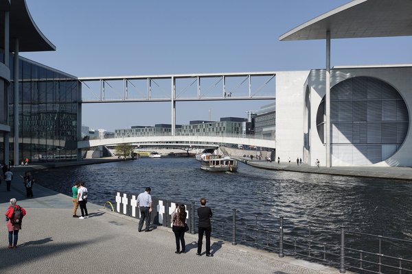 Berlin (DE), Gedenkort „Weiße Kreuze“ -- 2019 -- 9322
