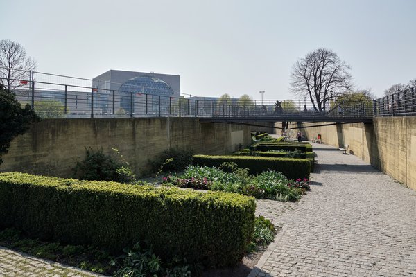 Berlin (DE), Spreebogenpark -- 2019 -- 9352