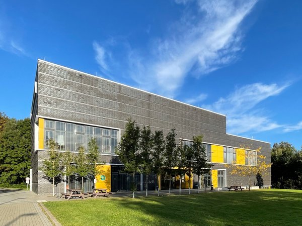 Aachen (DE), Fachhochschule, Wirtschaftswissenschaften -- 2021 -- 8003