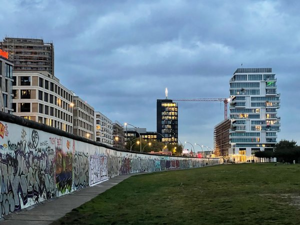 Berlin (DE), East Side Gallery -- 2021 -- 9490
