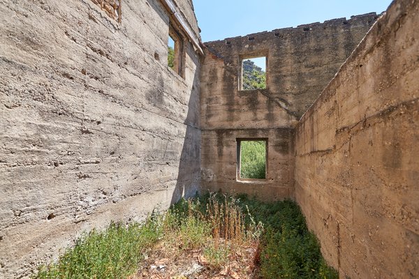 Knin (HR), Altes Wasserkraftwerk -- 2022 -- 0019