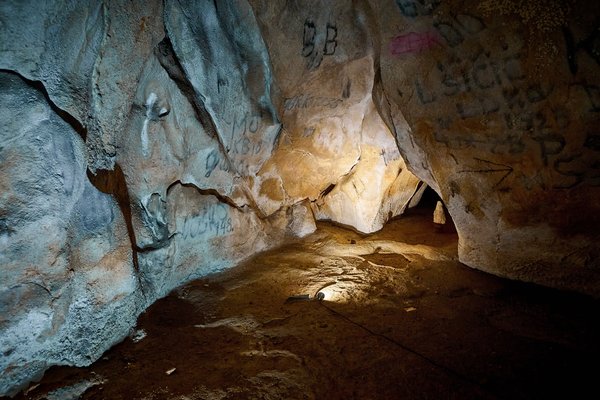 Gračac (HR), Untere Cerovac-Höhle -- 2022 -- 0014