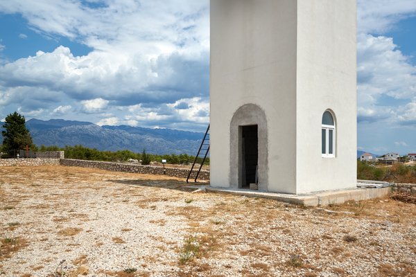 Ražanac (HR), Crkva sv. Šime Bogoprimac -- 2022 -- 0044