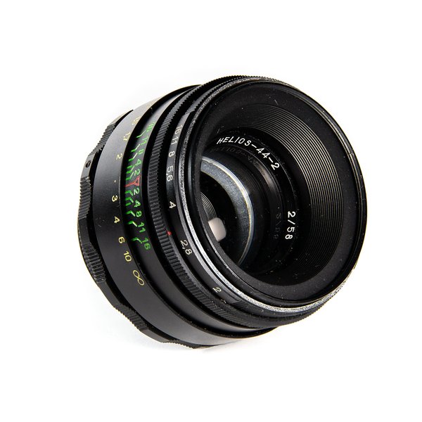 Helios-44-2 58 mm F2 -- 2023 -- 0038-44