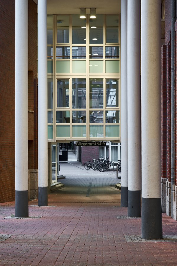 Neuss (DE), Rathauspassage -- 2023 -- 0027