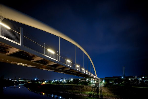 Neuss (DE), Hafen, Pierburg-Brücke -- 2023 -- 0108