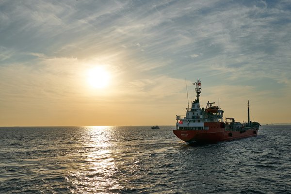 Istanbul (TR), Marmarameer, Schiff „Force 1“ -- 2024 -- 0962