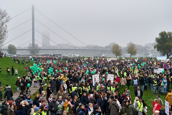 Düsseldorf (DE), „NRW bleib sozial“ -- 2024 -- 0496