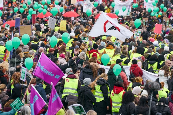 Düsseldorf (DE), „NRW bleib sozial“ -- 2024 -- 0655